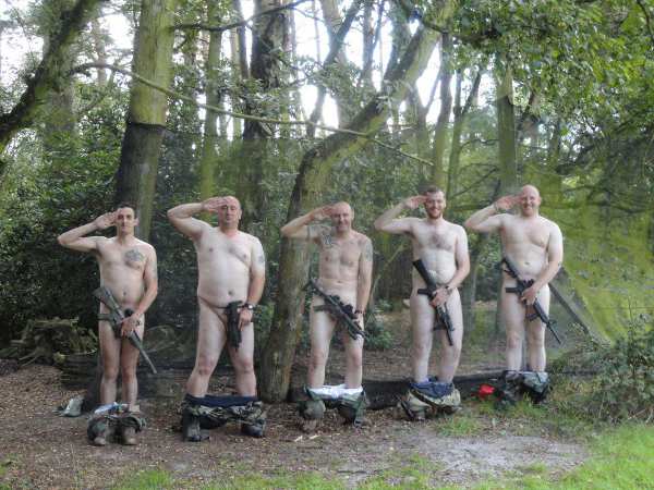 5-militaires-a-poils